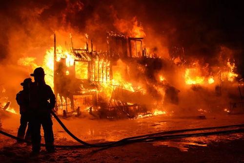 丰台火灾爆料视频播放时间,视频播放时间揭示惊人细节  第3张
